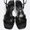 Sandalias de tacón negras