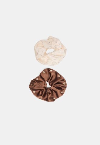Set de 2 scrunchies con tachuelas