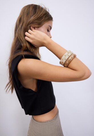 Set de 3 pulseras rígidas con tachuelas