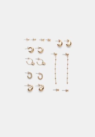 Set de 9 pendientes de corazón y aro