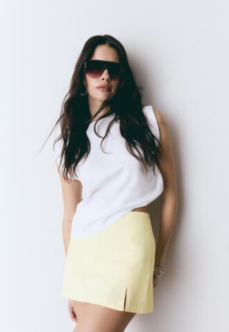 Skort con abertura lateral