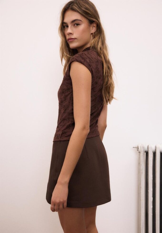 Skort con abertura lateral Skort con abertura lateral
