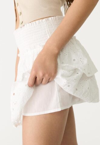 Skort fluida con bordados