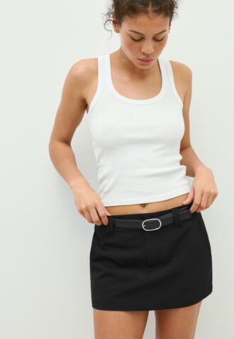 Skort-pantalón con cinturón
