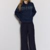 Sudadera con capucha y pedrería Sudadera con capucha y pedrería