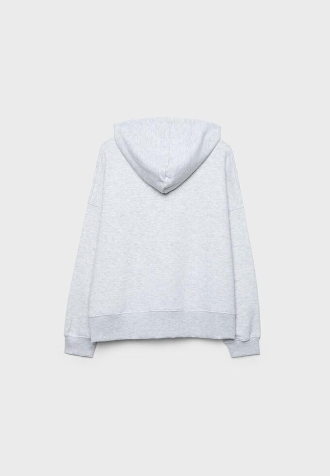 Sudadera con capucha y pedrería Sudadera con capucha y pedrería