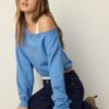 Sudadera con cuello barco y alas de pedrería Sudadera con cuello barco y alas de pedrería