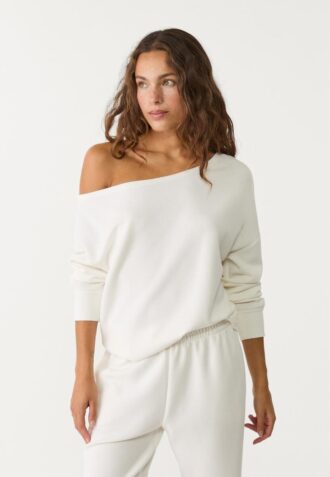 Sudadera con hombros descubiertos de tacto suave