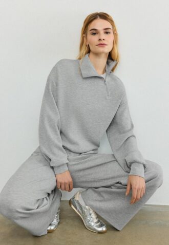 Sudadera de tacto suave con cremallera lateral Sudadera de tacto suave con cremallera lateral