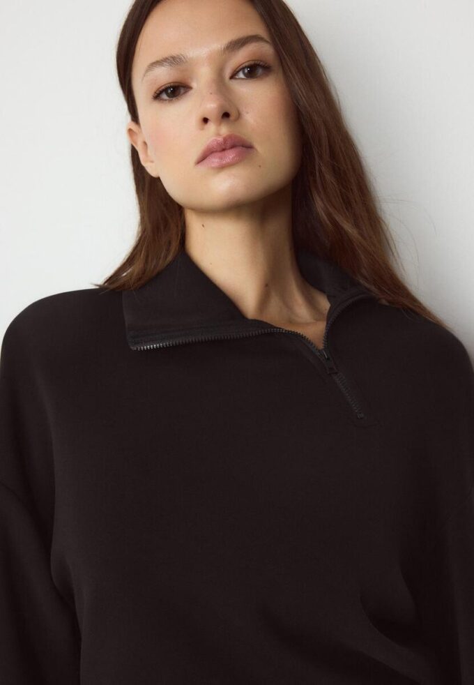 Sudadera de tacto suave con cremallera lateral Sudadera de tacto suave con cremallera lateral