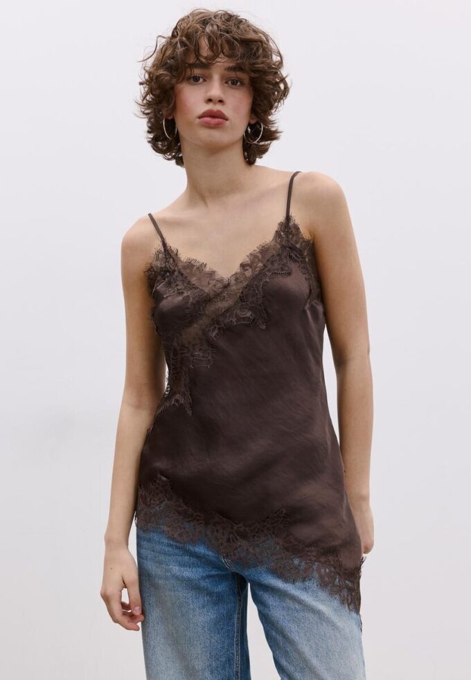 Top camisola asimétrico de encaje Top camisola asimétrico de encaje