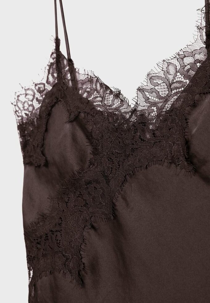 Top camisola asimétrico de encaje Top camisola asimétrico de encaje