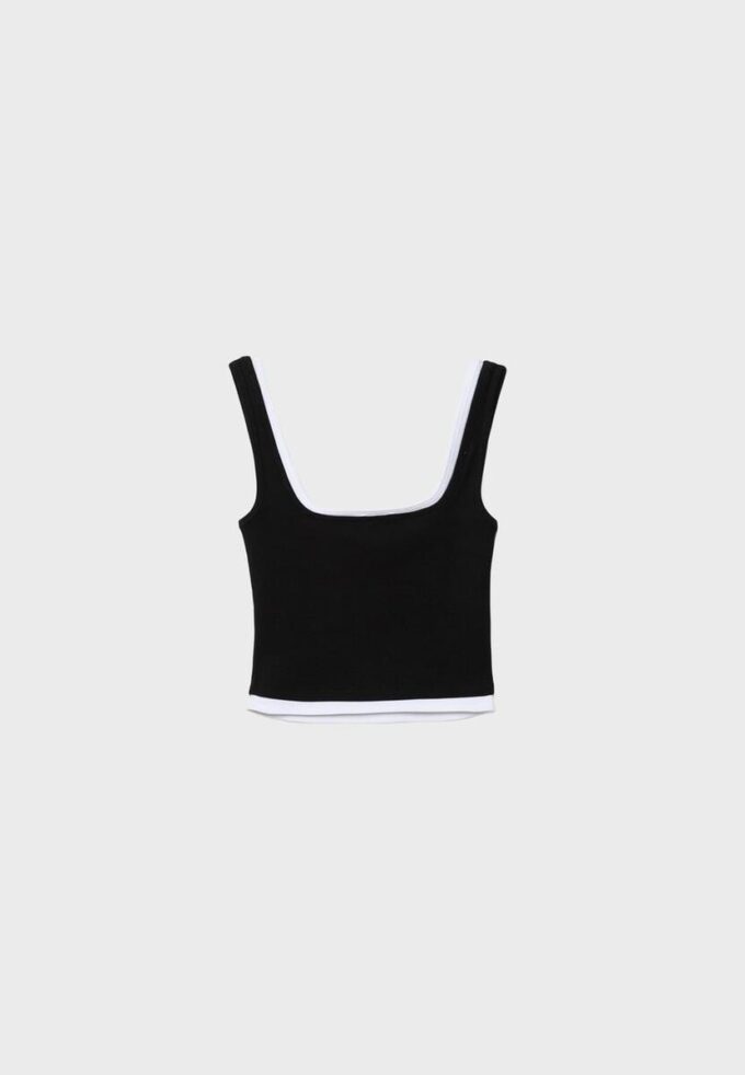 Top con cuello cuadrado y efecto de dos piezas Top con cuello cuadrado y efecto de dos piezas