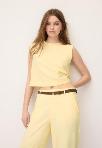 Top con espalda nadadora efecto lino