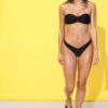 Top de bikini bandeau con cuello en U Top de bikini bandeau con cuello en U