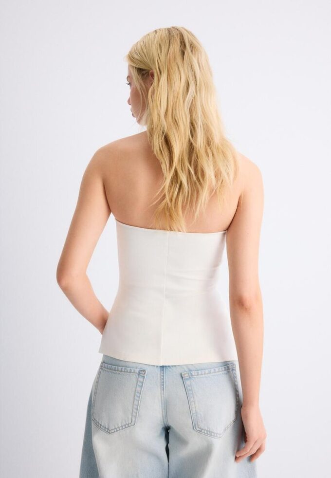 Top de bikini bandeau con escote corazón
