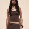 Top de punto con cuello halter Top de punto con cuello halter