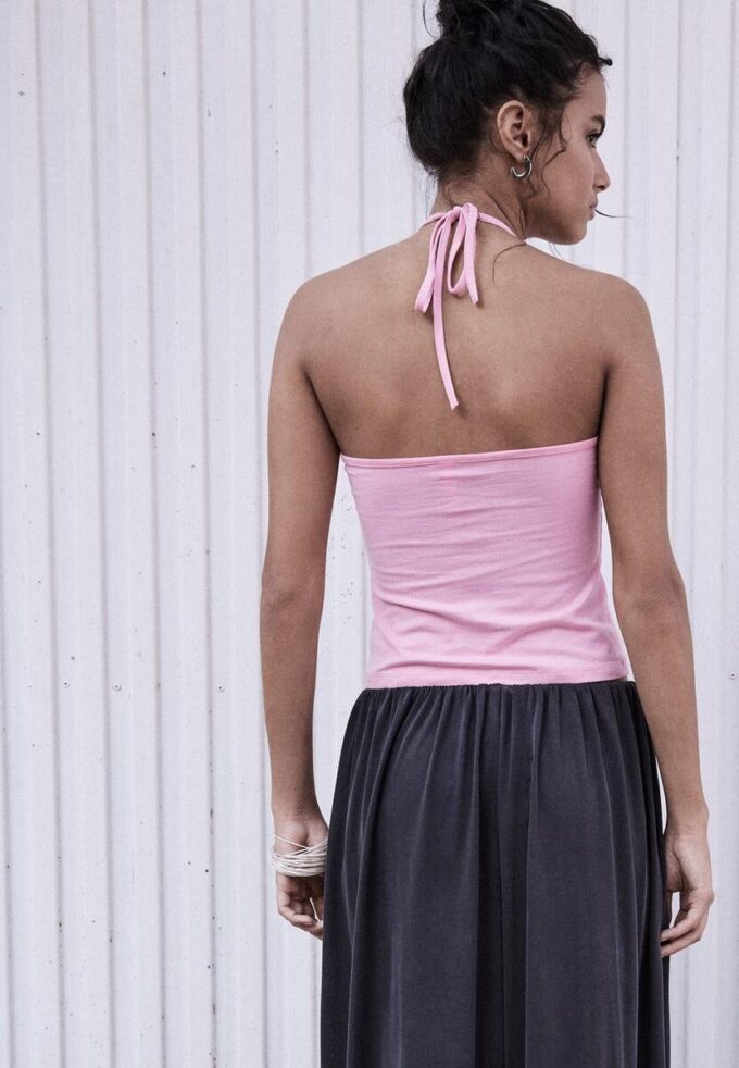 Top de punto con cuello halter Top de punto con cuello halter