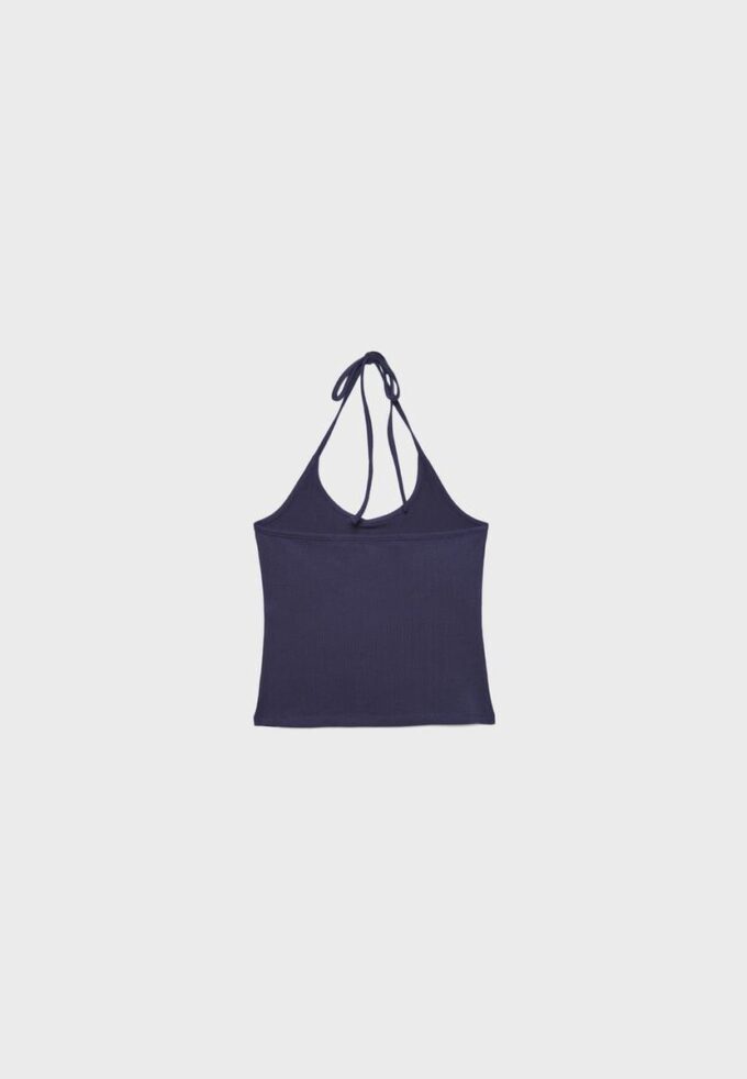 Top de punto con cuello halter Top de punto con cuello halter