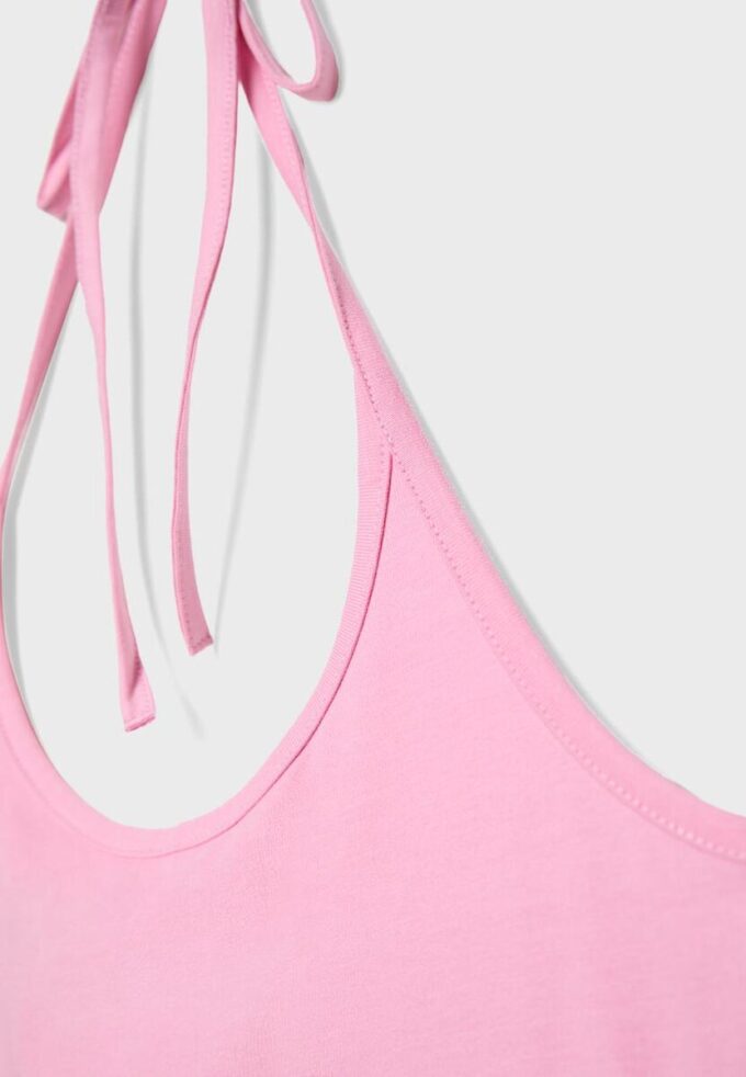 Top de punto con cuello halter Top de punto con cuello halter