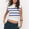 Top de punto con cuello redondo