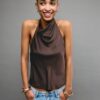 Top halter con efecto satinado Top halter con efecto satinado