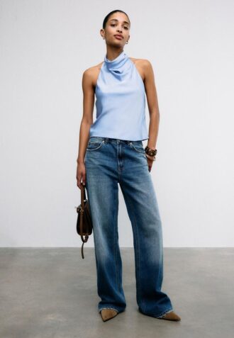 Top halter con efecto satinado