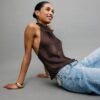 Top halter con efecto satinado Top halter con efecto satinado