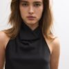Top halter con efecto satinado Top halter con efecto satinado