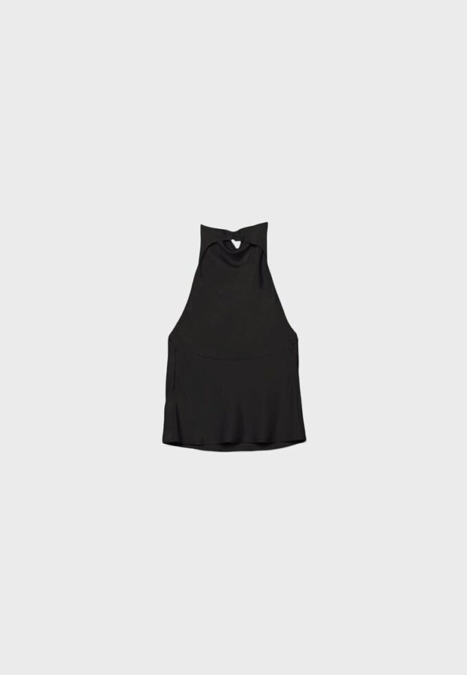 Top halter con efecto satinado Top halter con efecto satinado