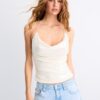 Top halter con lentejuelas Top halter con lentejuelas