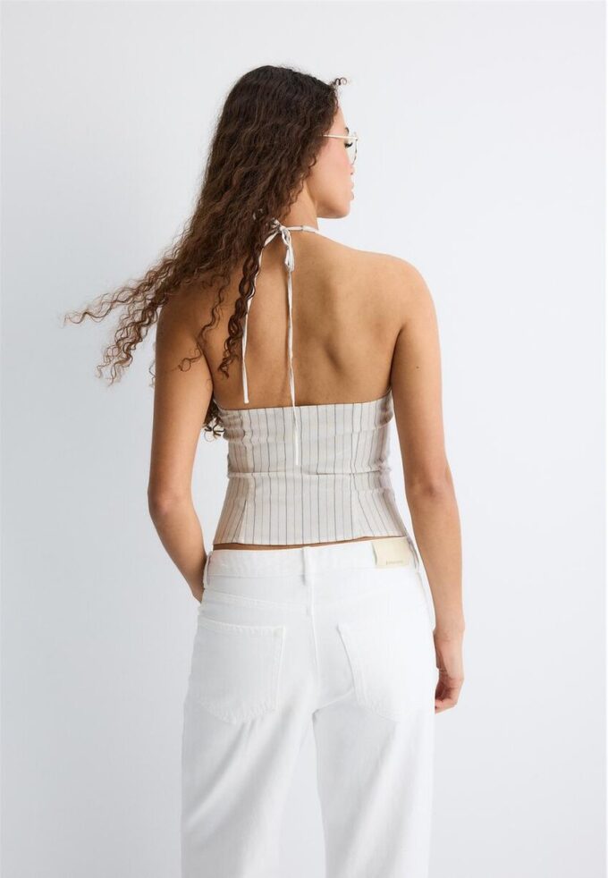 Top halter de bengalina Top halter de bengalina