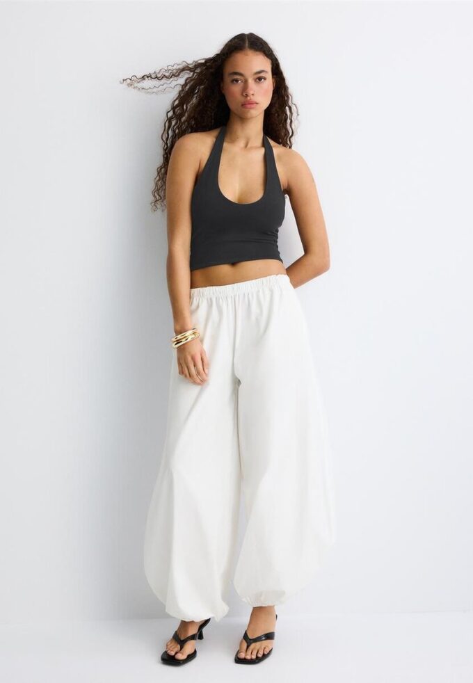 Tops con cuello halter Tops con cuello halter