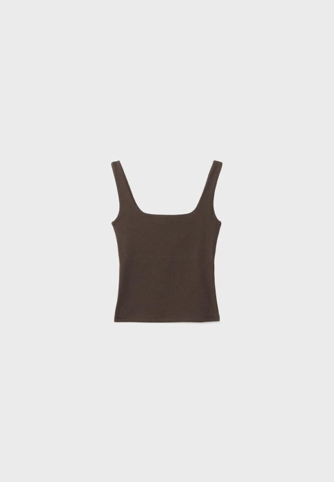 Tops de tirantes anchos