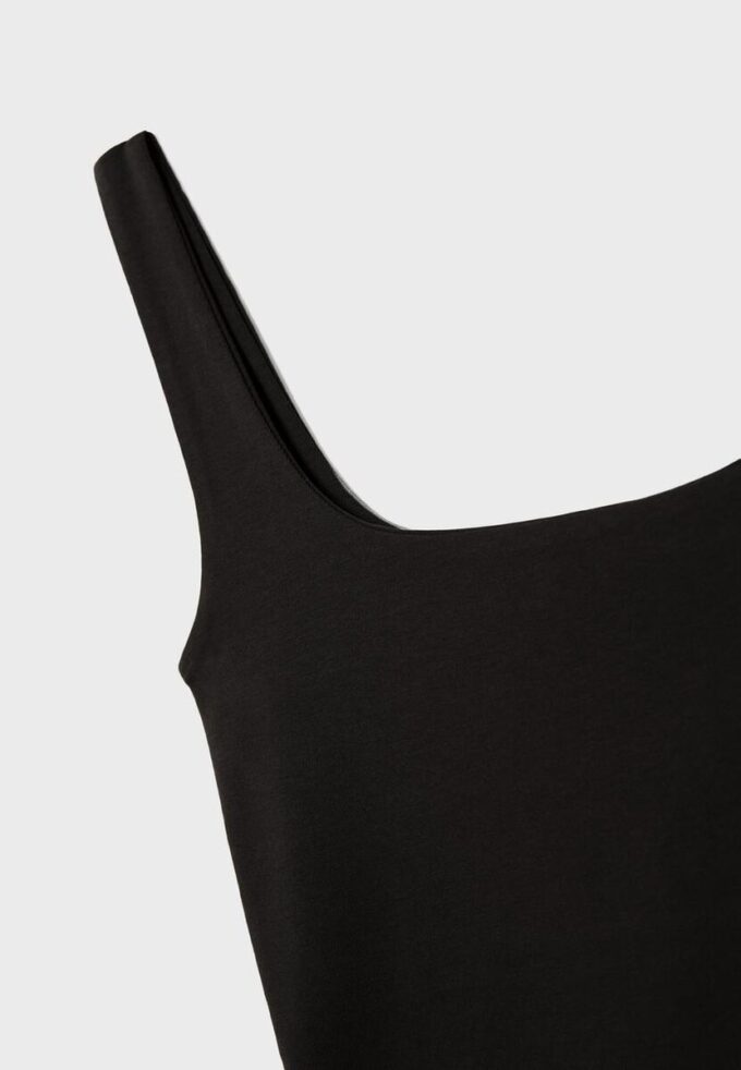 Tops de tirantes anchos