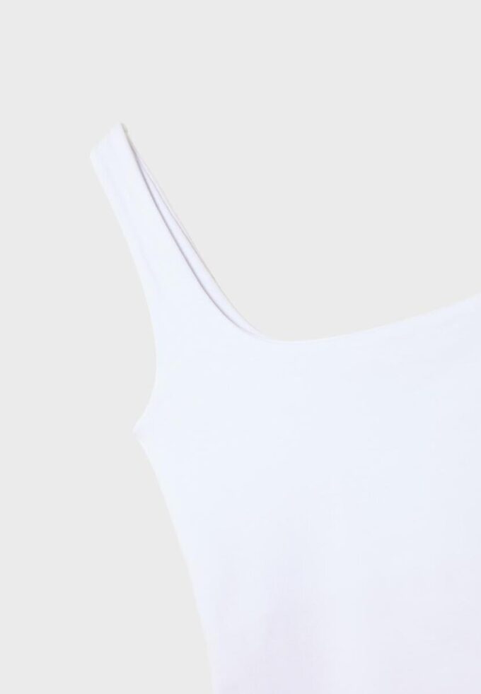 Tops de tirantes anchos