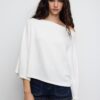 Tops tipo capa con cuello barco Tops tipo capa con cuello barco
