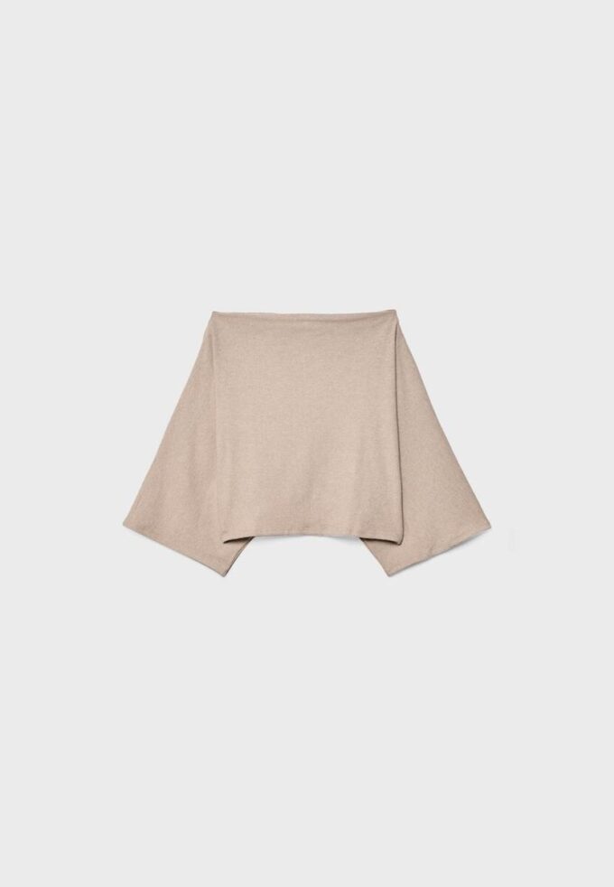 Tops tipo capa con cuello barco Tops tipo capa con cuello barco