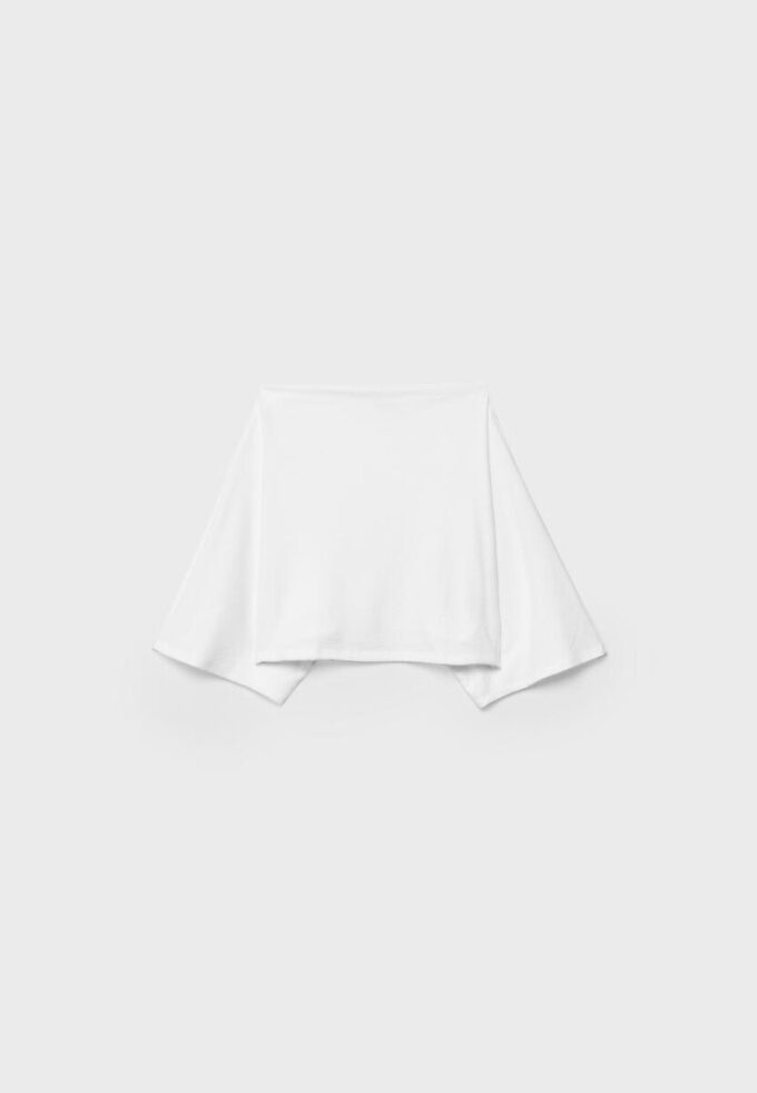 Tops tipo capa con cuello barco Tops tipo capa con cuello barco