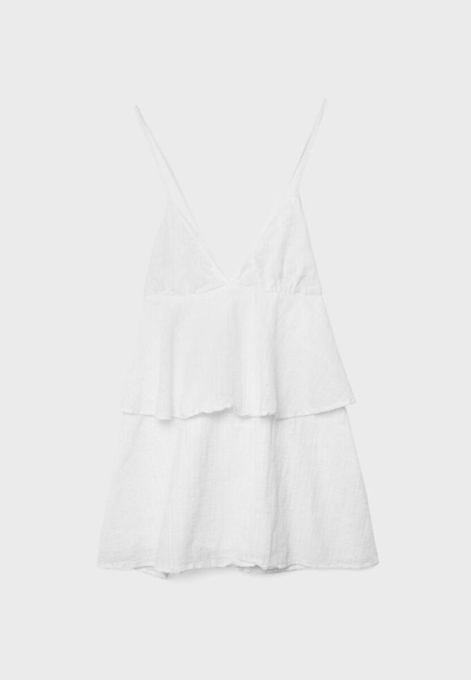 Vestido corto de tirantes con volantes Vestido corto de tirantes con volantes