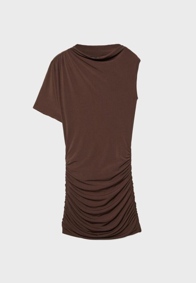 Vestido corto tipo capa Vestido corto tipo capa
