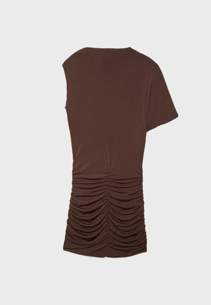 Vestido corto tipo capa Vestido corto tipo capa