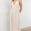 Vestido largo de crepé con tirantes con pedrería