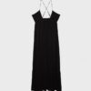 Vestido largo de crepé con tirantes con pedrería Vestido largo de crepé con tirantes con pedrería
