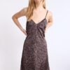 Vestido largo y fluido de satén