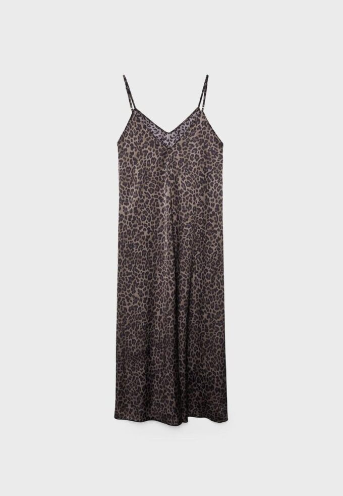 Vestido largo y fluido de satén