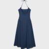 Vestido midi con cuello halter y detalle de cuentas Vestido midi con cuello halter y detalle de cuentas