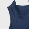 Vestido midi con cuello halter y detalle de cuentas Vestido midi con cuello halter y detalle de cuentas