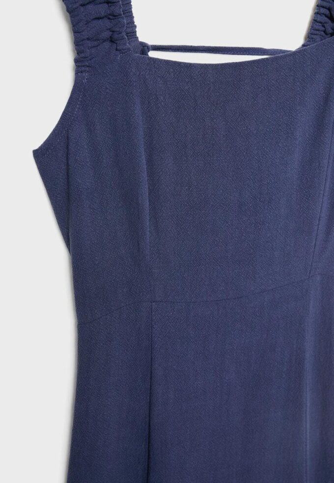 Vestido midi con espalda cruzada y efecto lino Vestido midi con espalda cruzada y efecto lino