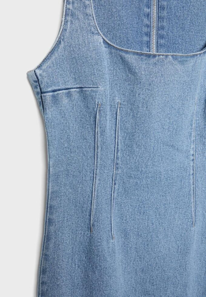 Vestido midi de denim Vestido midi de denim